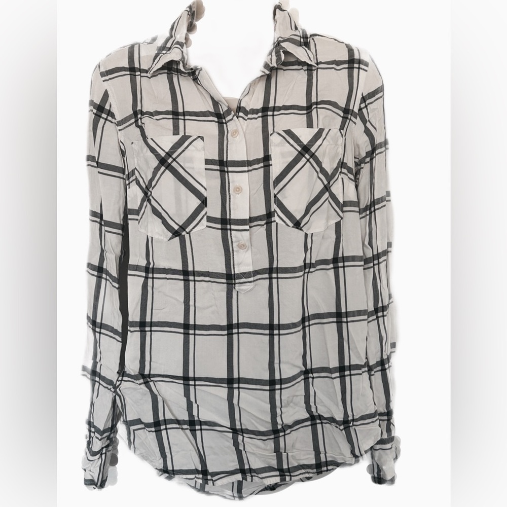 Window Panel Button Down